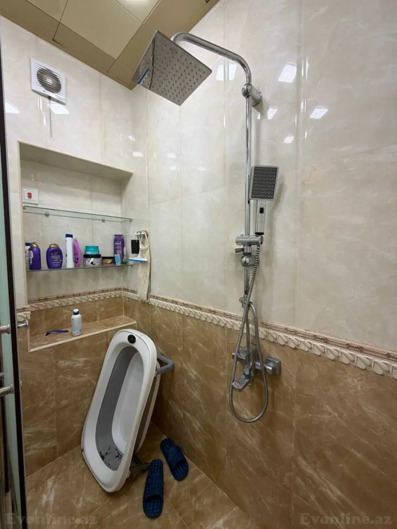 Satılır 3 otaqlı Mənzil Köhnə tikili 70 m² Neftçilər m. - şəkil 22