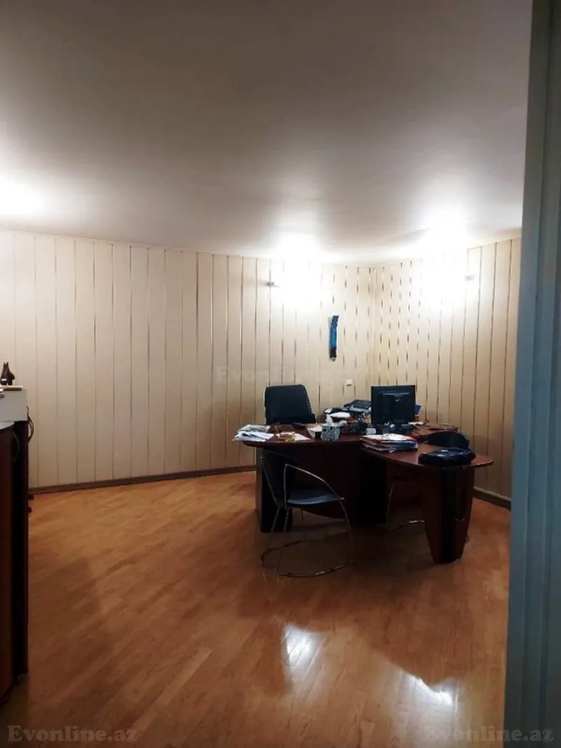 Kirayə verilir Ofis 260 m² Nizami m. - şəkil 12