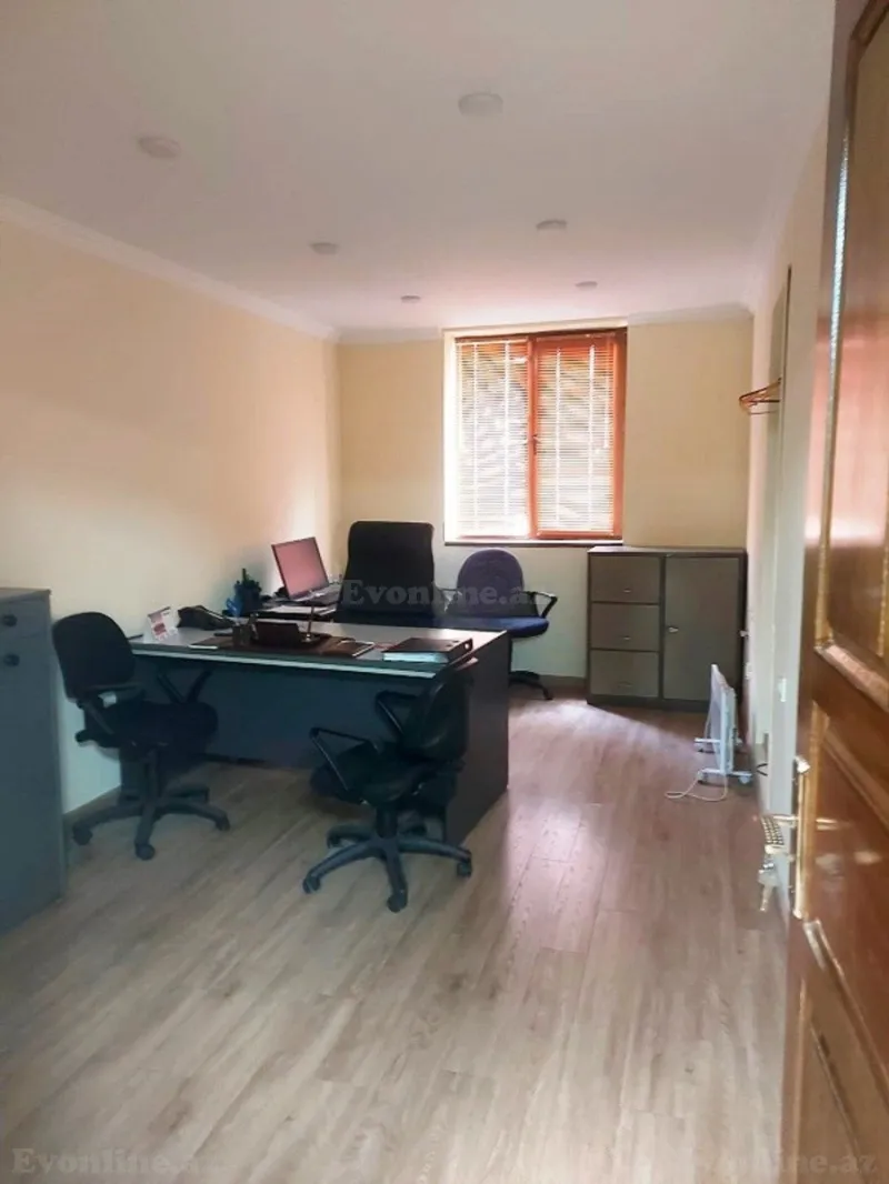 Kirayə verilir Ofis 260 m² Nizami m. - şəkil 14
