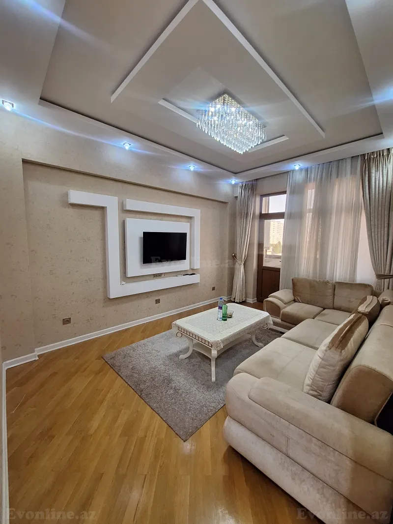 Xırdalanda 3 otaqlı mənzil satılır