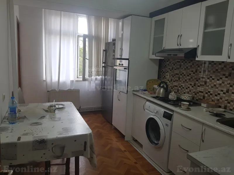 Kirayə verilir 3 otaqlı Mənzil Köhnə tikili 105 m² Nəriman Nərimanov m. - şəkil 18