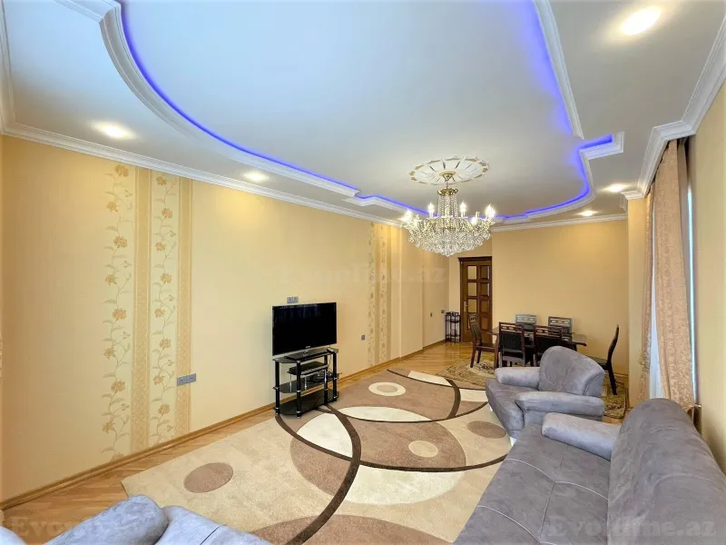 3 otaqlı Mənzil 130 m² Nərimanov r. Kirayə verilir
