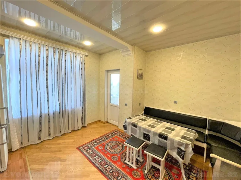Kirayə verilir 3 otaqlı Mənzil Yeni tikili 130 m² Nərimanov r. - şəkil 11