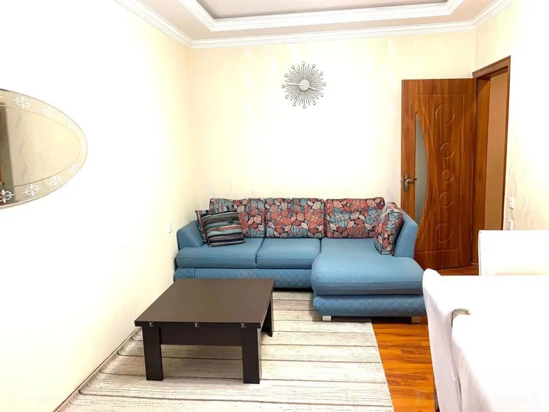 Satılır 2 otaqlı Mənzil Köhnə tikili 65 m² Həzi Aslanov m. - şəkil 2