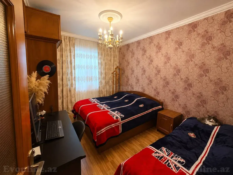Satılır 3 otaqlı Mənzil Köhnə tikili 80 m² Əhmədli m. - şəkil 3
