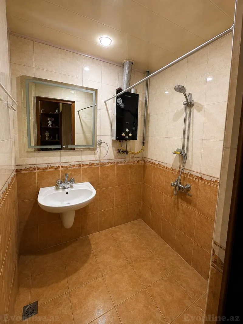 Satılır 3 otaqlı Mənzil Köhnə tikili 80 m² Əhmədli m. - şəkil 7
