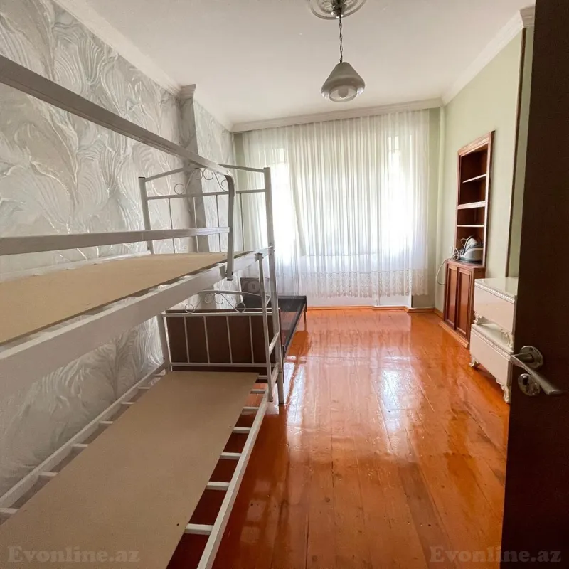 Kirayə verilir 3 otaqlı Mənzil Köhnə tikili 80 m² Bakıxanov - şəkil 7