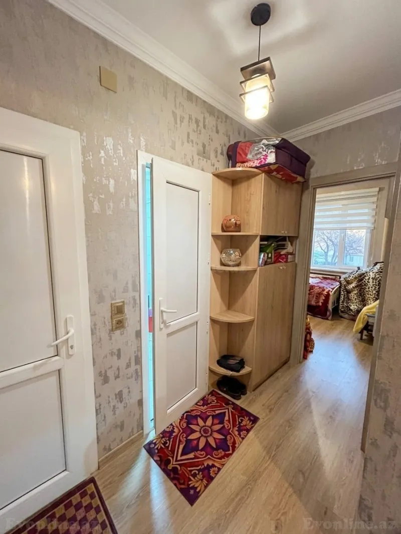 Satılır 3 otaqlı Mənzil Köhnə tikili 66 m² Yeni Günəşli - şəkil 8