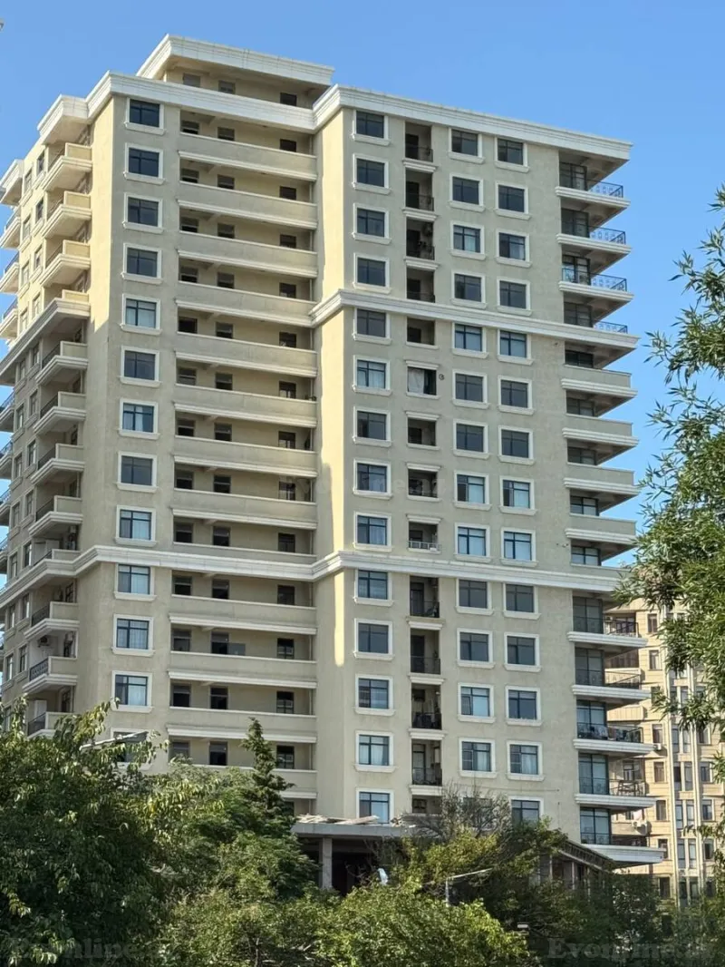 Satılır 4 otaqlı Mənzil Yeni tikili 190 m² 28 May m. - şəkil 4
