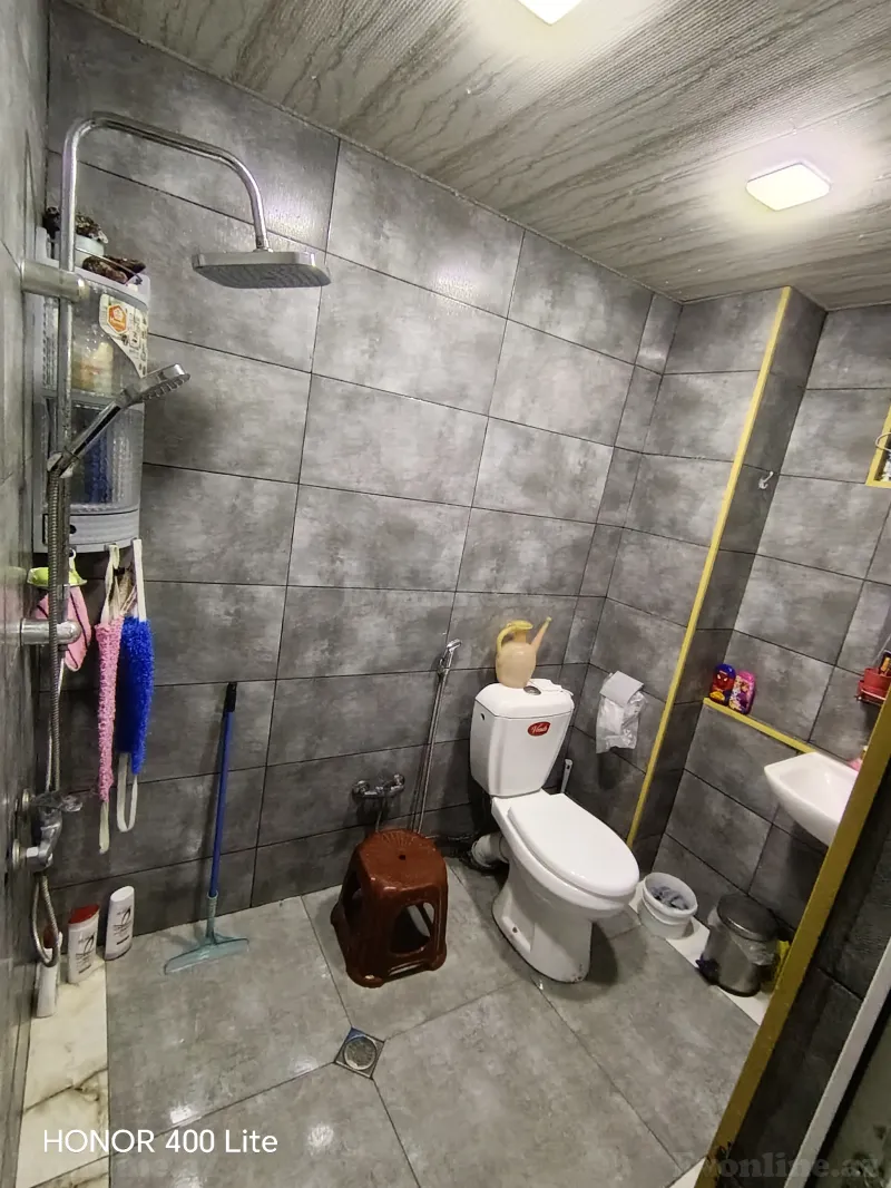 Satılır 7 otaqlı Həyət evi 150 m² Saray - şəkil 9