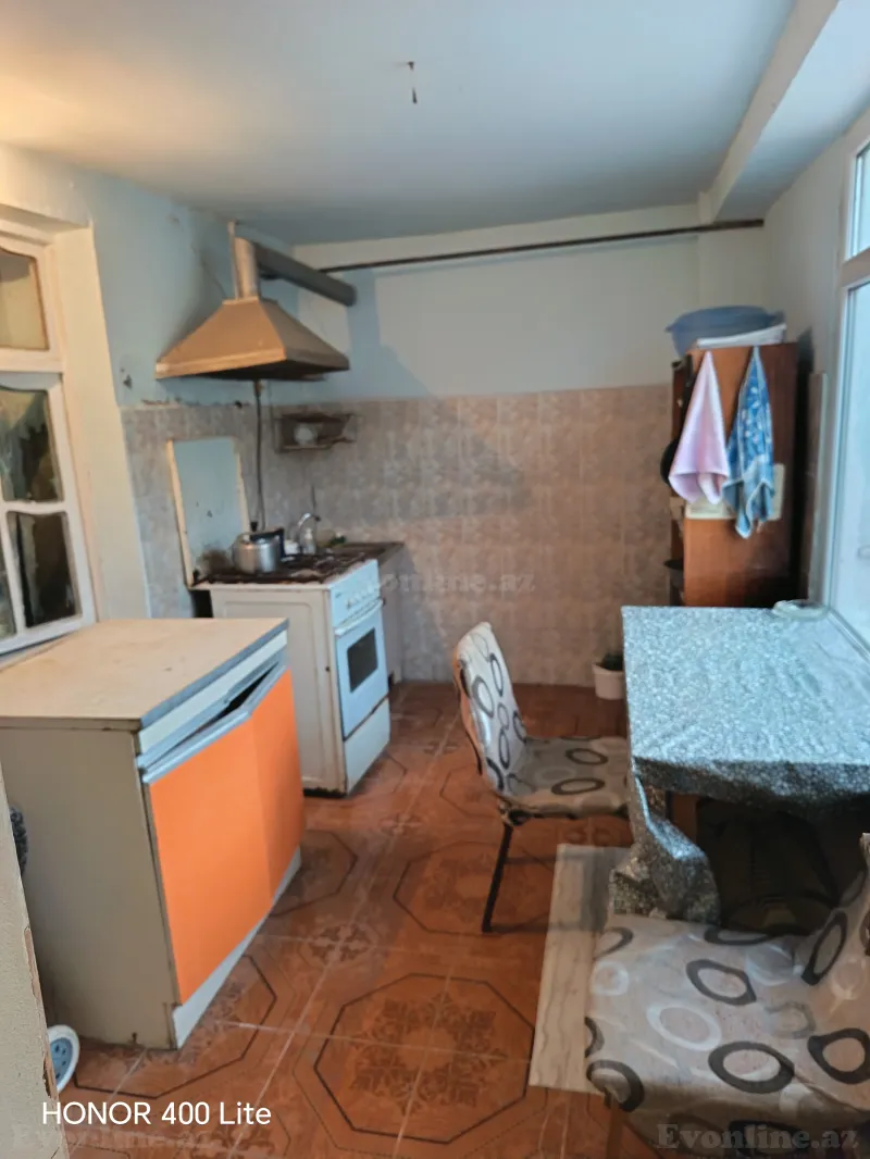 Satılır 7 otaqlı Həyət evi 150 m² Saray - şəkil 21