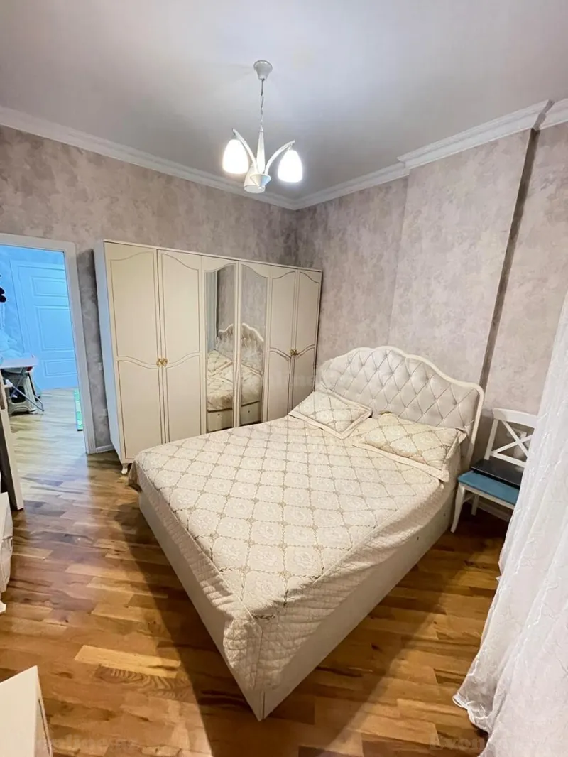 Satılır 3 otaqlı Mənzil Yeni tikili 75 m² Elmlər Akademiyası m. - şəkil 5
