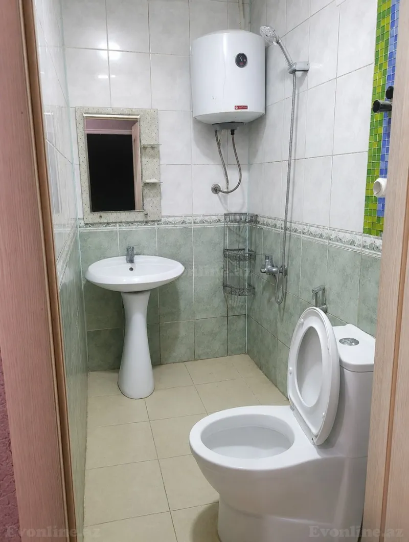 Satılır 2 otaqlı Mənzil Köhnə tikili 45 m² Gənclik m. - şəkil 7