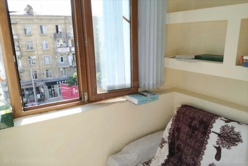Satılır 2 otaqlı Mənzil Köhnə tikili 45 m² Gənclik m. - şəkil 11