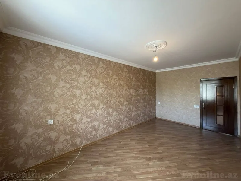Satılır 3 otaqlı Mənzil Köhnə tikili 65 m² Xalqlar Dostluğu m. - şəkil 2