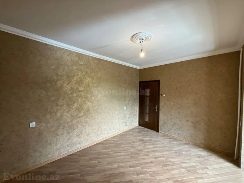 Satılır 3 otaqlı Mənzil Köhnə tikili 65 m² Xalqlar Dostluğu m. - şəkil 5