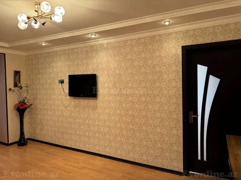 Kirayə verilir 3 otaqlı Mənzil Köhnə tikili 80 m² Elmlər Akademiyası m. - şəkil 2
