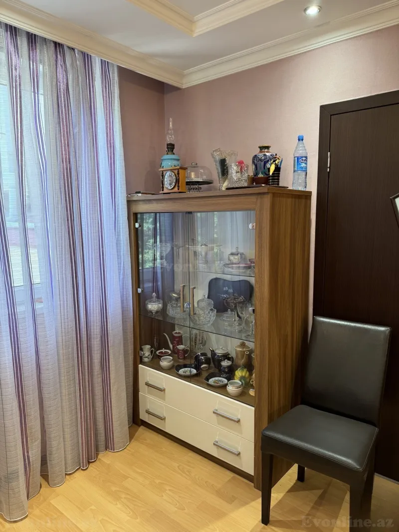 Kirayə verilir 3 otaqlı Mənzil Köhnə tikili 80 m² Elmlər Akademiyası m. - şəkil 11