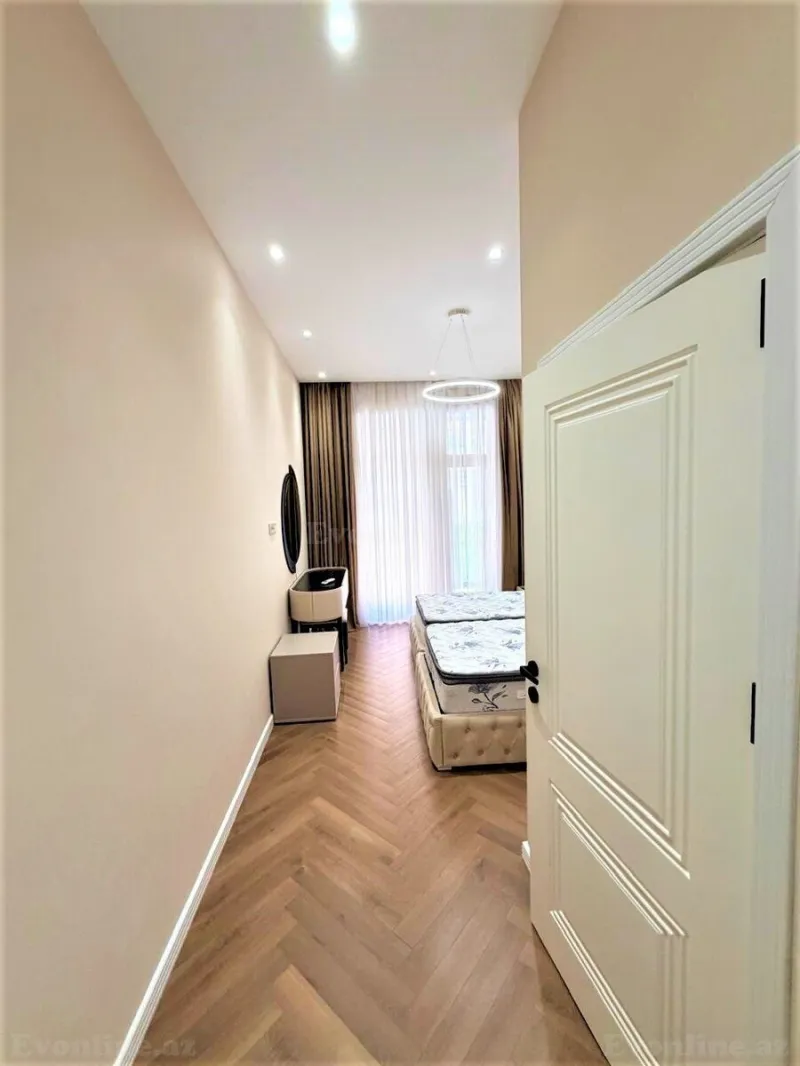 Kirayə verilir 3 otaqlı Mənzil Yeni tikili 180 m² Nizami m. - şəkil 10