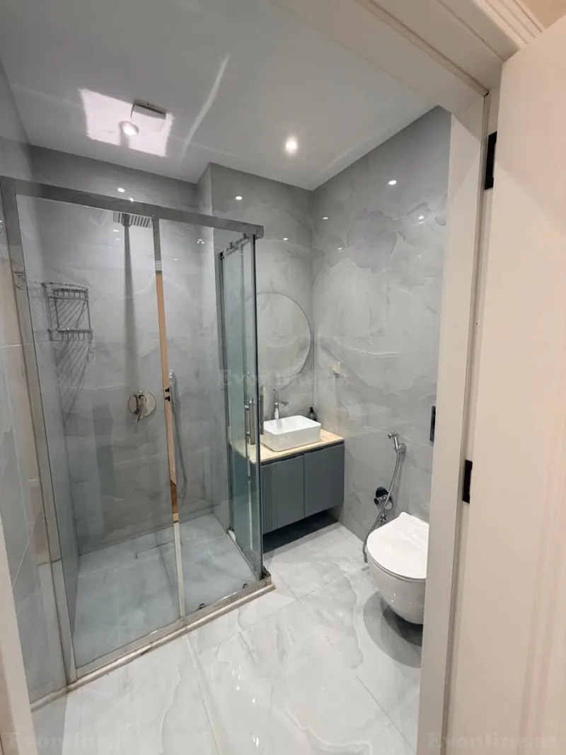 Kirayə verilir 3 otaqlı Mənzil Yeni tikili 180 m² Nizami m. - şəkil 17