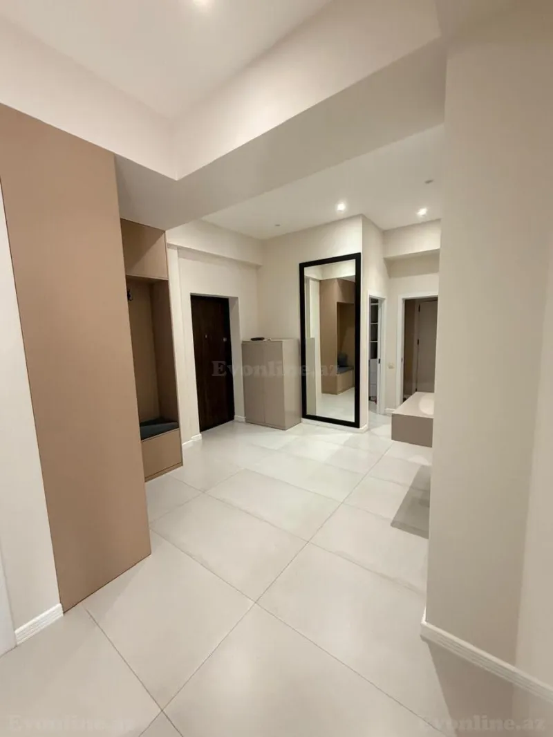 Kirayə verilir 3 otaqlı Mənzil Yeni tikili 180 m² Nizami m. - şəkil 18