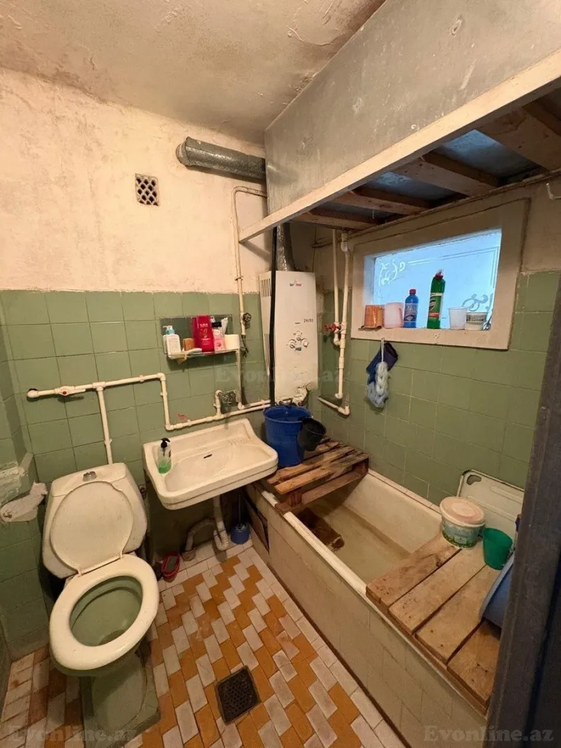 Satılır 2 otaqlı Mənzil Köhnə tikili 56 m² Nərimanov r. - şəkil 8