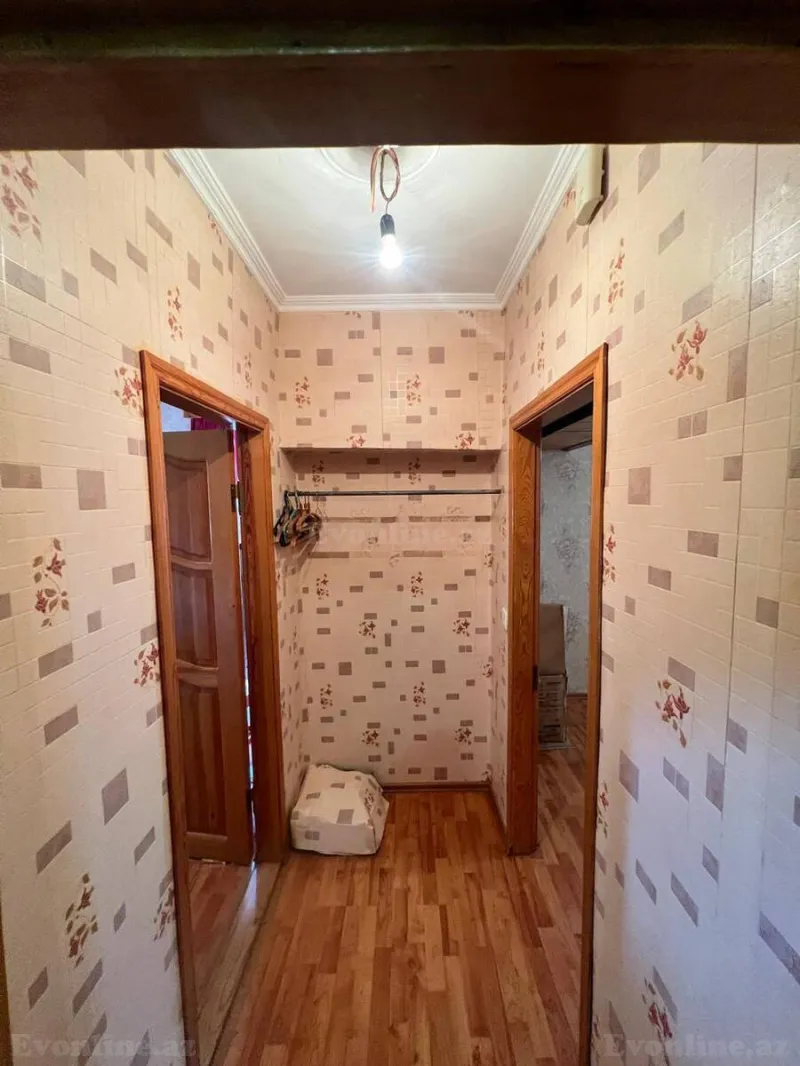 Satılır 2 otaqlı Mənzil Köhnə tikili 45 m² Memar Əcəmi m. - şəkil 4