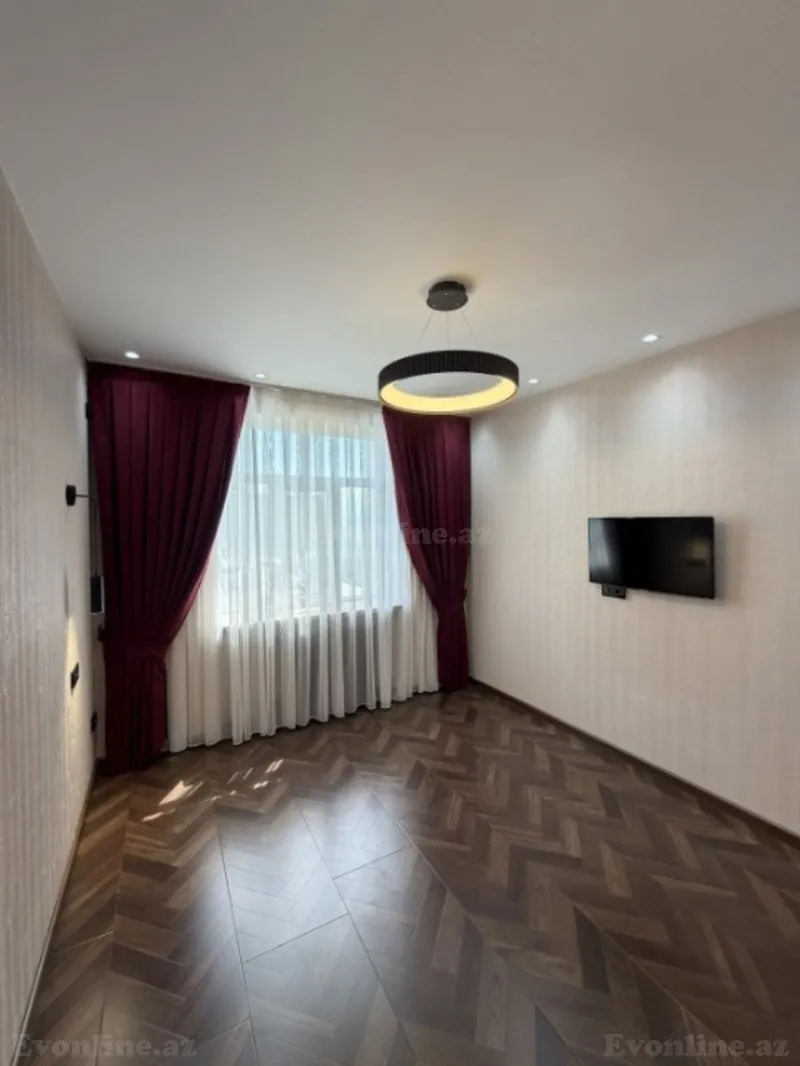 2 otaqlı Mənzil 60 m² Xətai r. Satılır