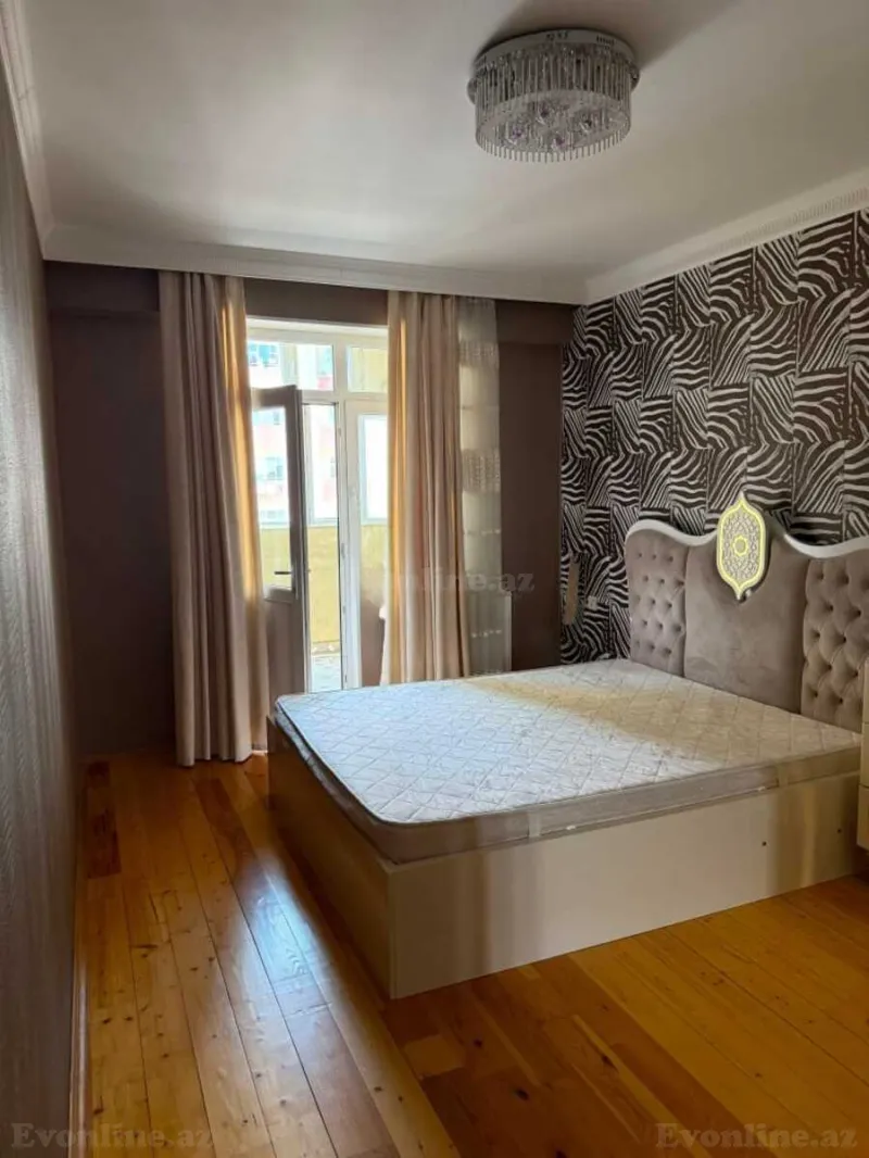 Kirayə verilir 3 otaqlı Mənzil Yeni tikili 87 m² İnşaatçılar m. - şəkil 3