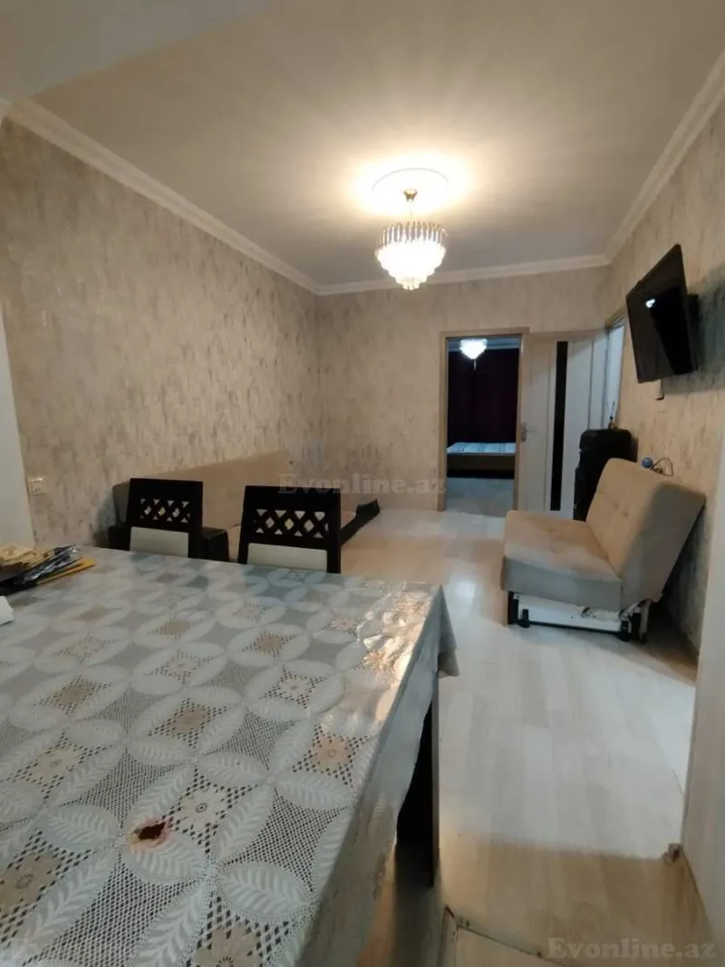 Satılır 3 otaqlı Mənzil Köhnə tikili 68 m² Memar Əcəmi m. - şəkil 2