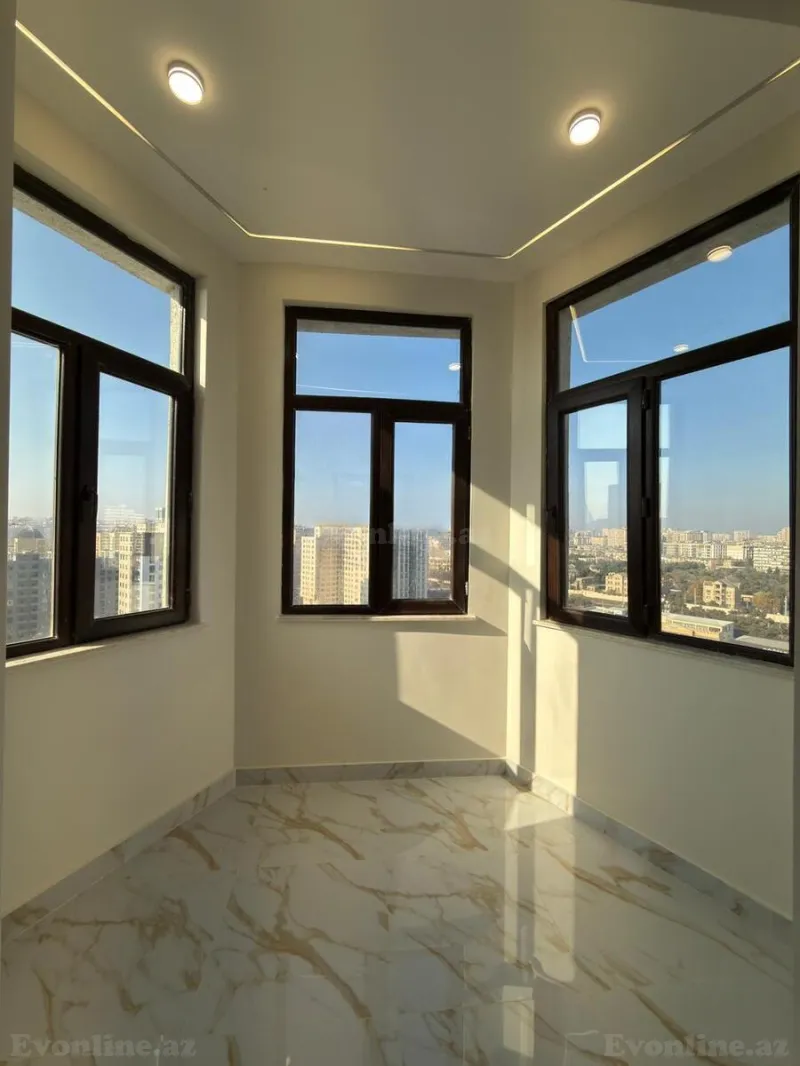 Satılır 2 otaqlı Mənzil Yeni tikili 75 m² Xətai r. - şəkil 4