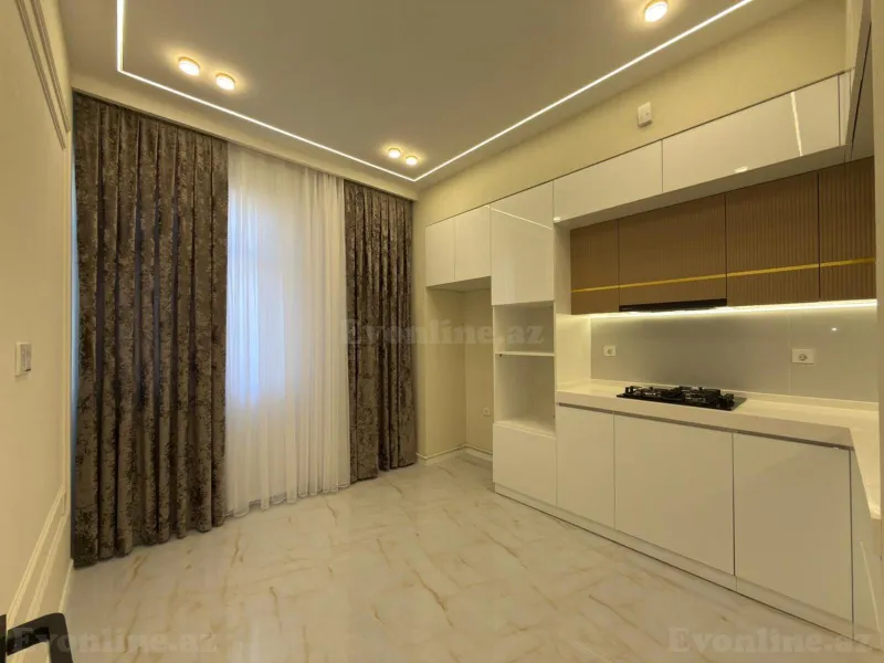 Satılır 2 otaqlı Mənzil Yeni tikili 75 m² Xətai r. - şəkil 5