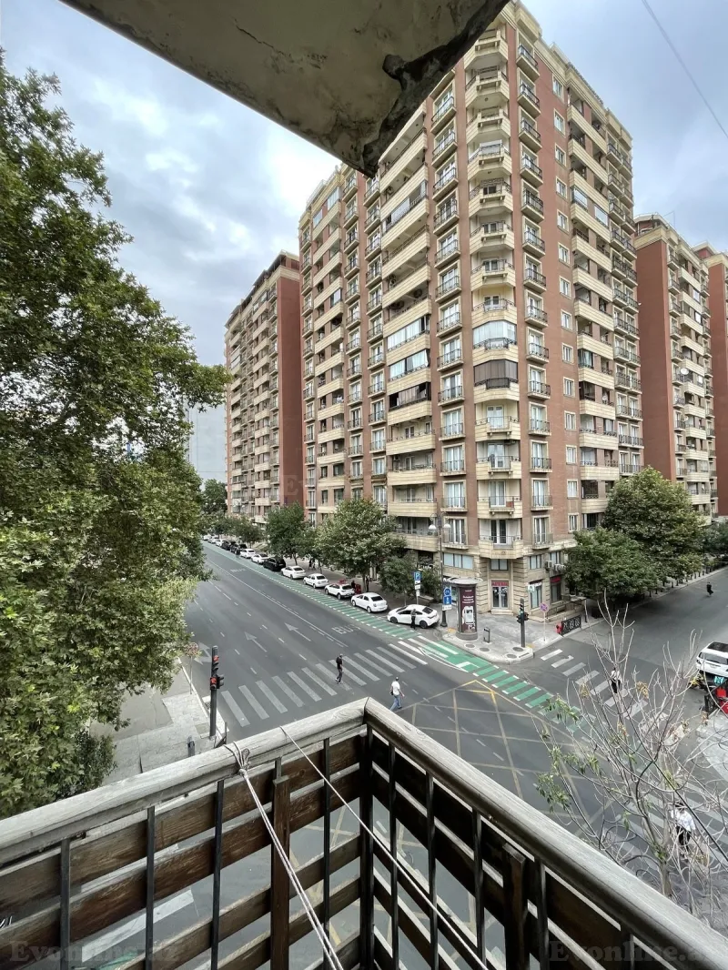 Satılır 3 otaqlı Mənzil Köhnə tikili 80 m² 28 May m. - şəkil 11