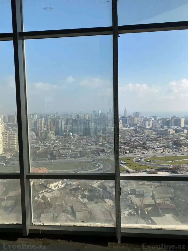 Satılır 4 otaqlı Mənzil Yeni tikili 175 m² Elmlər Akademiyası m. - şəkil 5