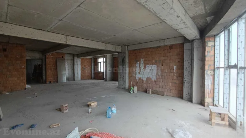 Satılır 4 otaqlı Mənzil Yeni tikili 201 m² Elmlər Akademiyası m. - şəkil 3