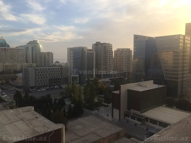 Satılır 3 otaqlı Mənzil Yeni tikili 166 m² Xətai r. - şəkil 13