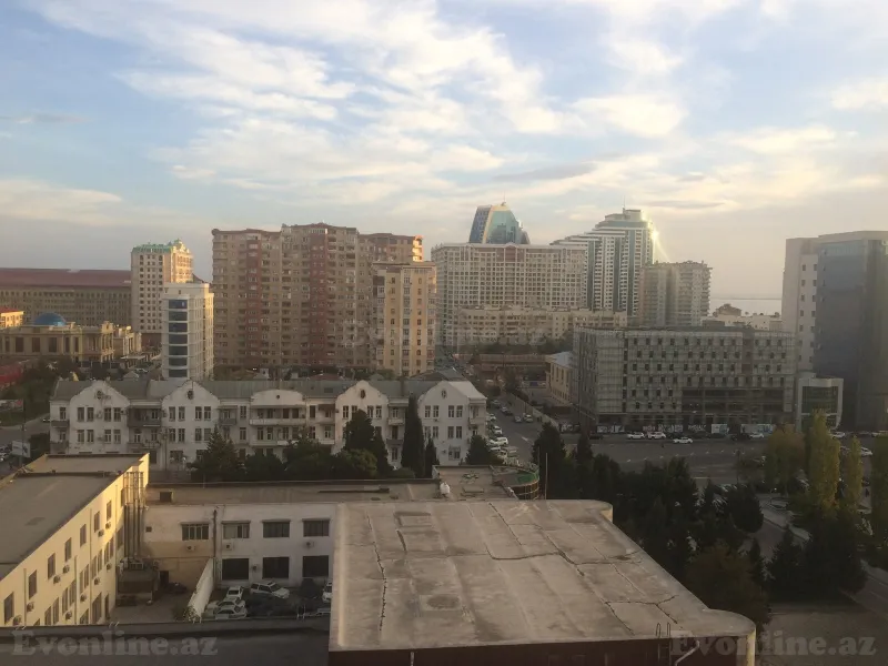 Satılır 3 otaqlı Mənzil Yeni tikili 166 m² Xətai r. - şəkil 14