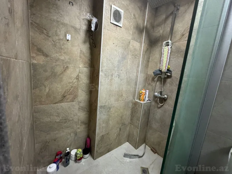 Satılır 2 otaqlı Mənzil Köhnə tikili 65 m² Nərimanov r. - şəkil 9