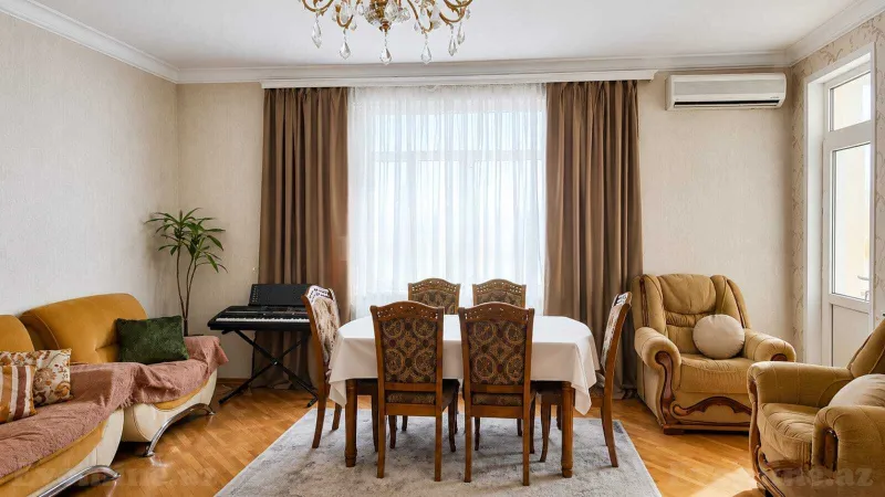 3 otaqlı Mənzil 143 m² 20 Yanvar m. Kirayə verilir