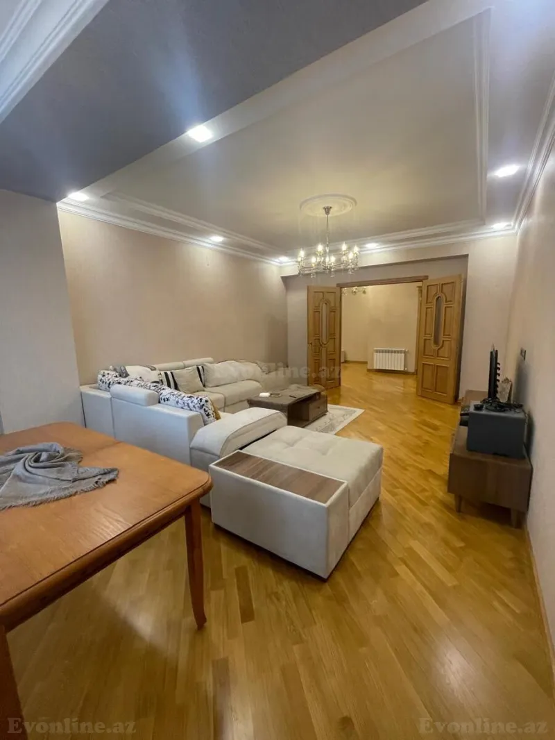 Satılır 3 otaqlı Mənzil Yeni tikili 127 m² Səbail r. - şəkil 3