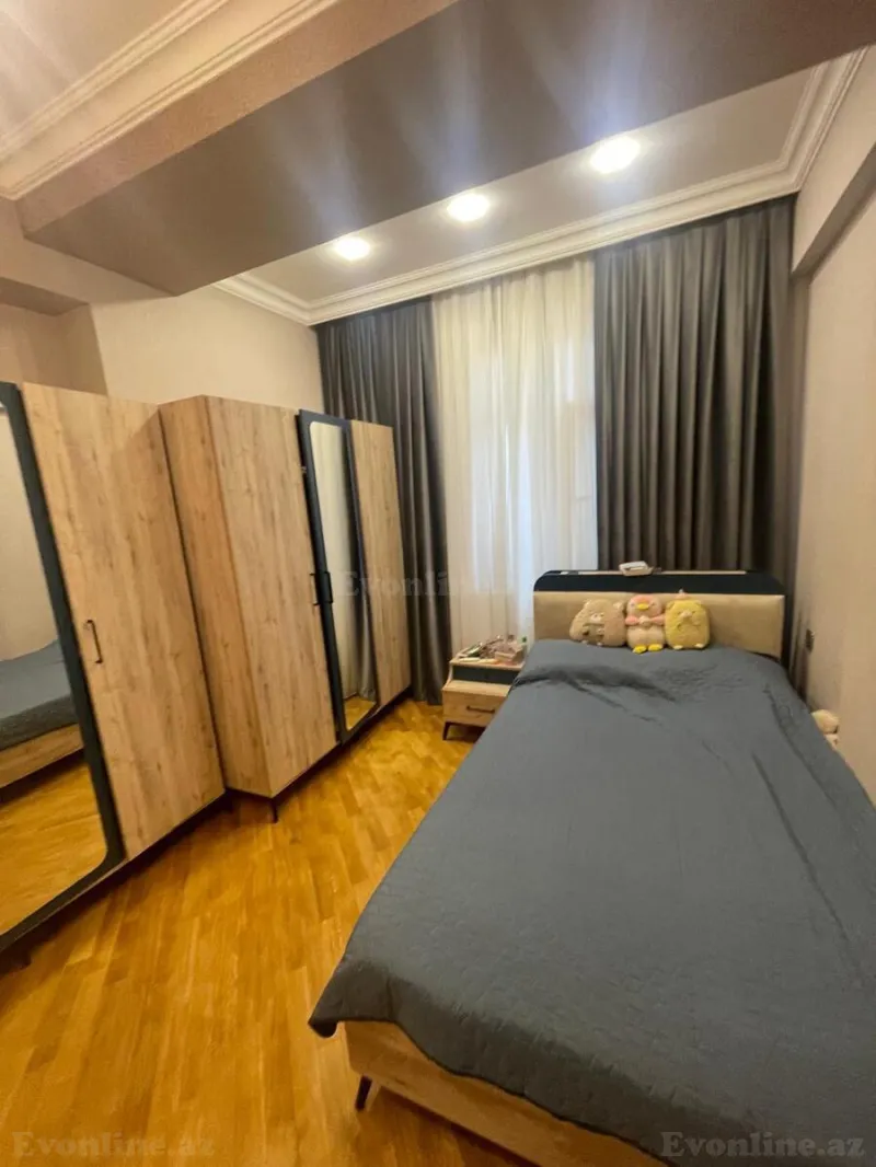 Satılır 3 otaqlı Mənzil Yeni tikili 127 m² Səbail r. - şəkil 6