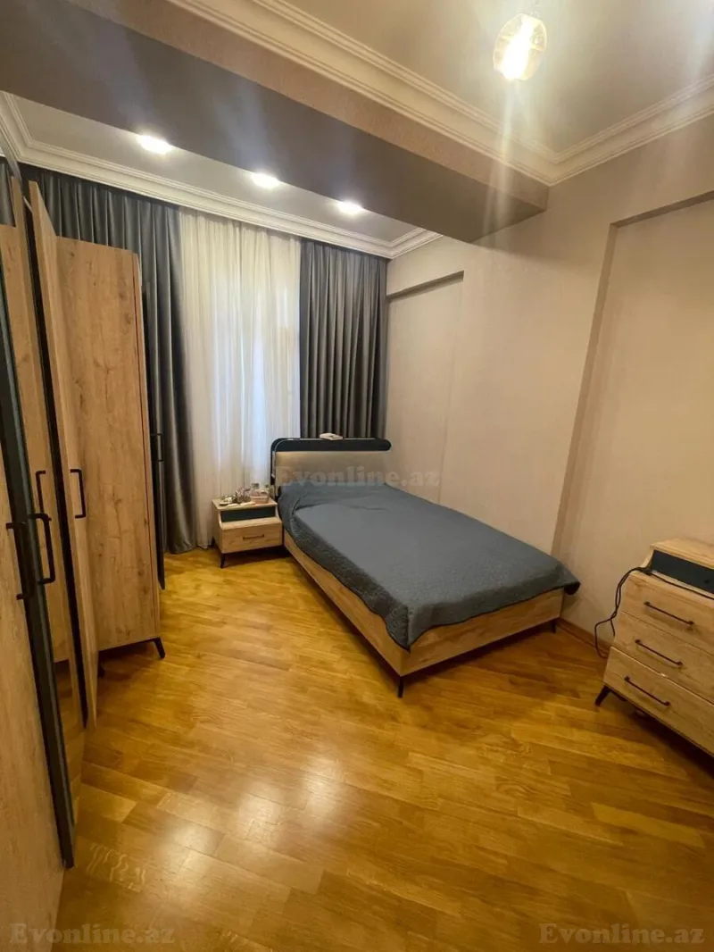 Satılır 3 otaqlı Mənzil Yeni tikili 127 m² Səbail r. - şəkil 10