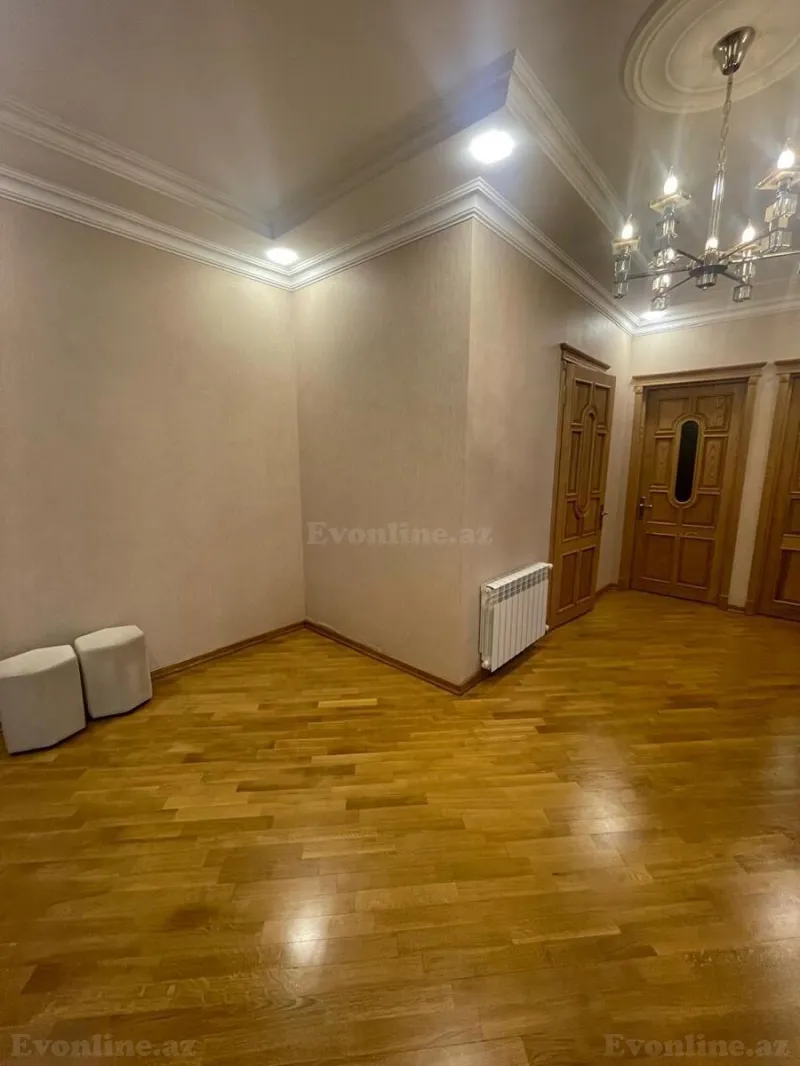 Satılır 3 otaqlı Mənzil Yeni tikili 127 m² Səbail r. - şəkil 12