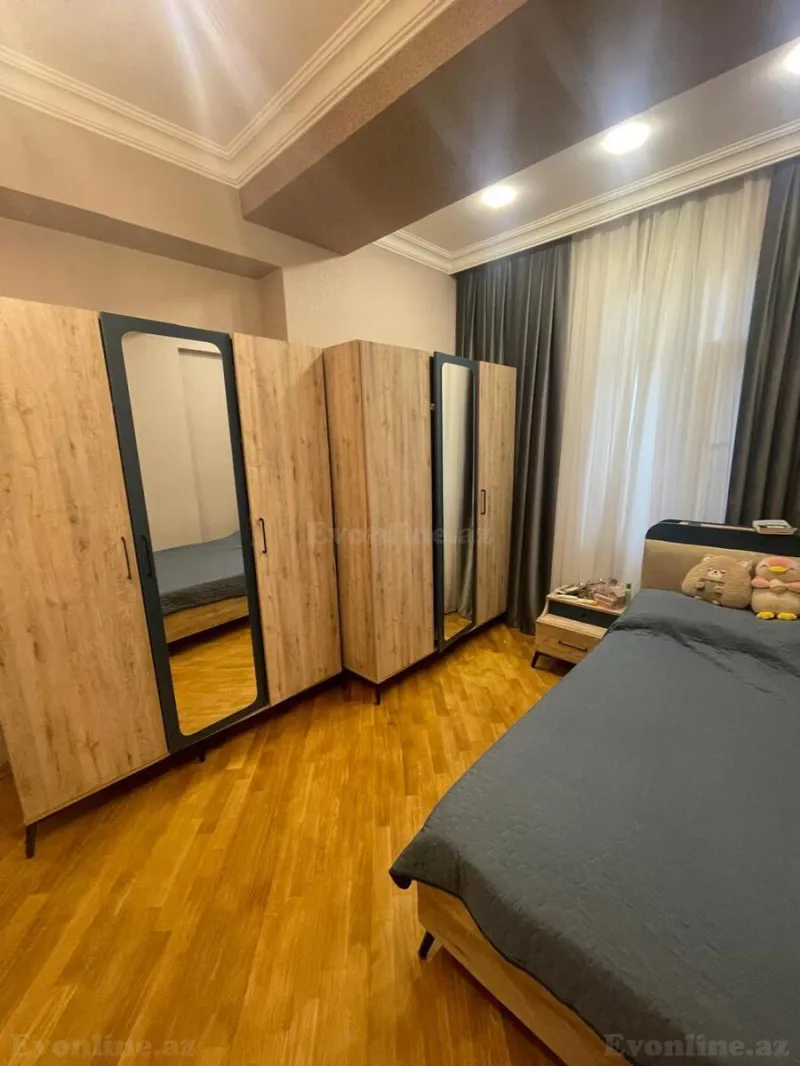 Satılır 3 otaqlı Mənzil Yeni tikili 127 m² Səbail r. - şəkil 15