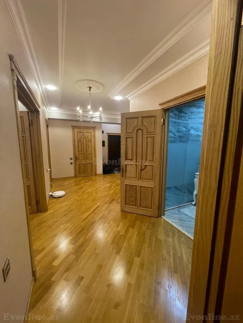 Satılır 3 otaqlı Mənzil Yeni tikili 127 m² Səbail r. - şəkil 16