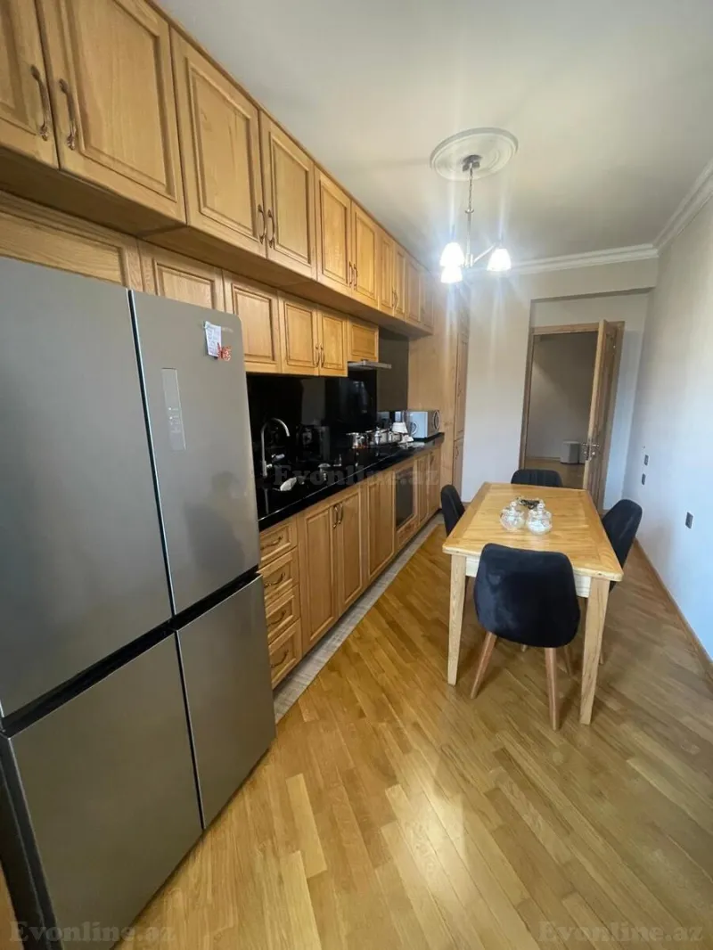 Satılır 3 otaqlı Mənzil Yeni tikili 127 m² Səbail r. - şəkil 22