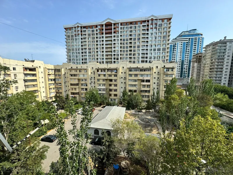 Satılır 3 otaqlı Mənzil Yeni tikili 82 m² Xətai r. - şəkil 2