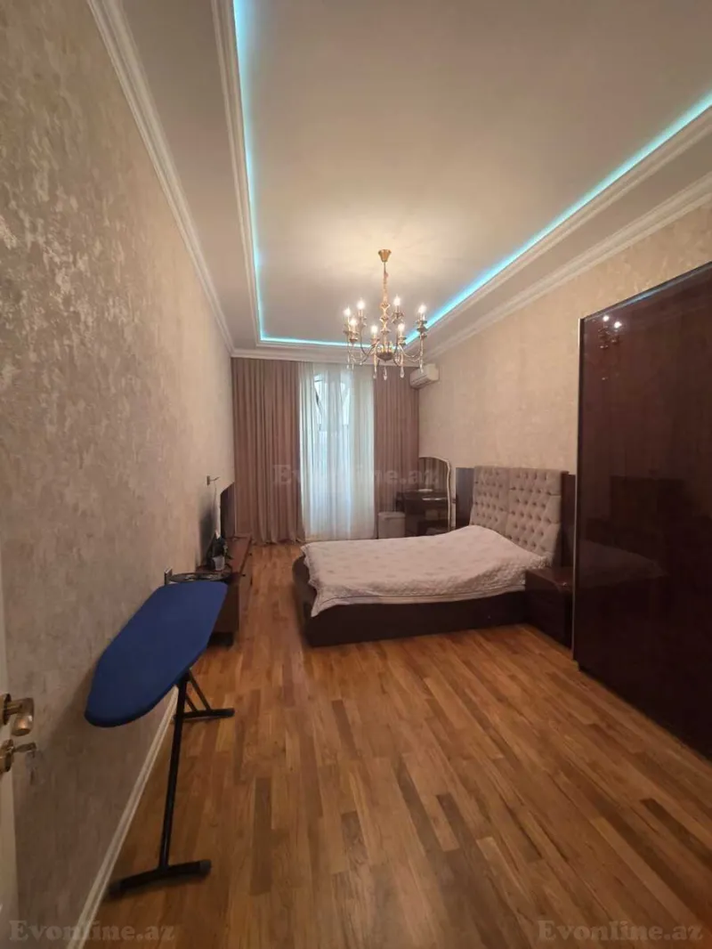 Satılır 3 otaqlı Mənzil Yeni tikili 141 m² Nərimanov r. - şəkil 4