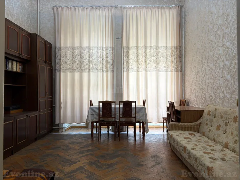 1 otaqlı Mənzil 38 m² 28 May m. Satılır