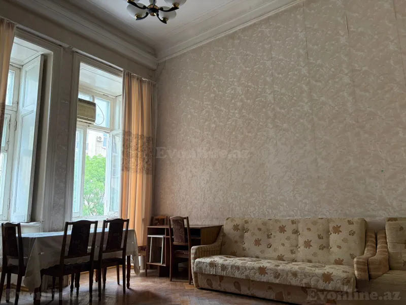 Satılır 1 otaqlı Mənzil Köhnə tikili 38 m² 28 May m. - şəkil 2